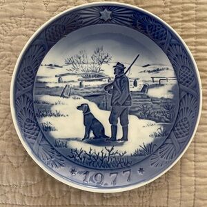 Vintage Royal Copenhagen 1977 “Immervad Bridge” Collectible Christmas Plate